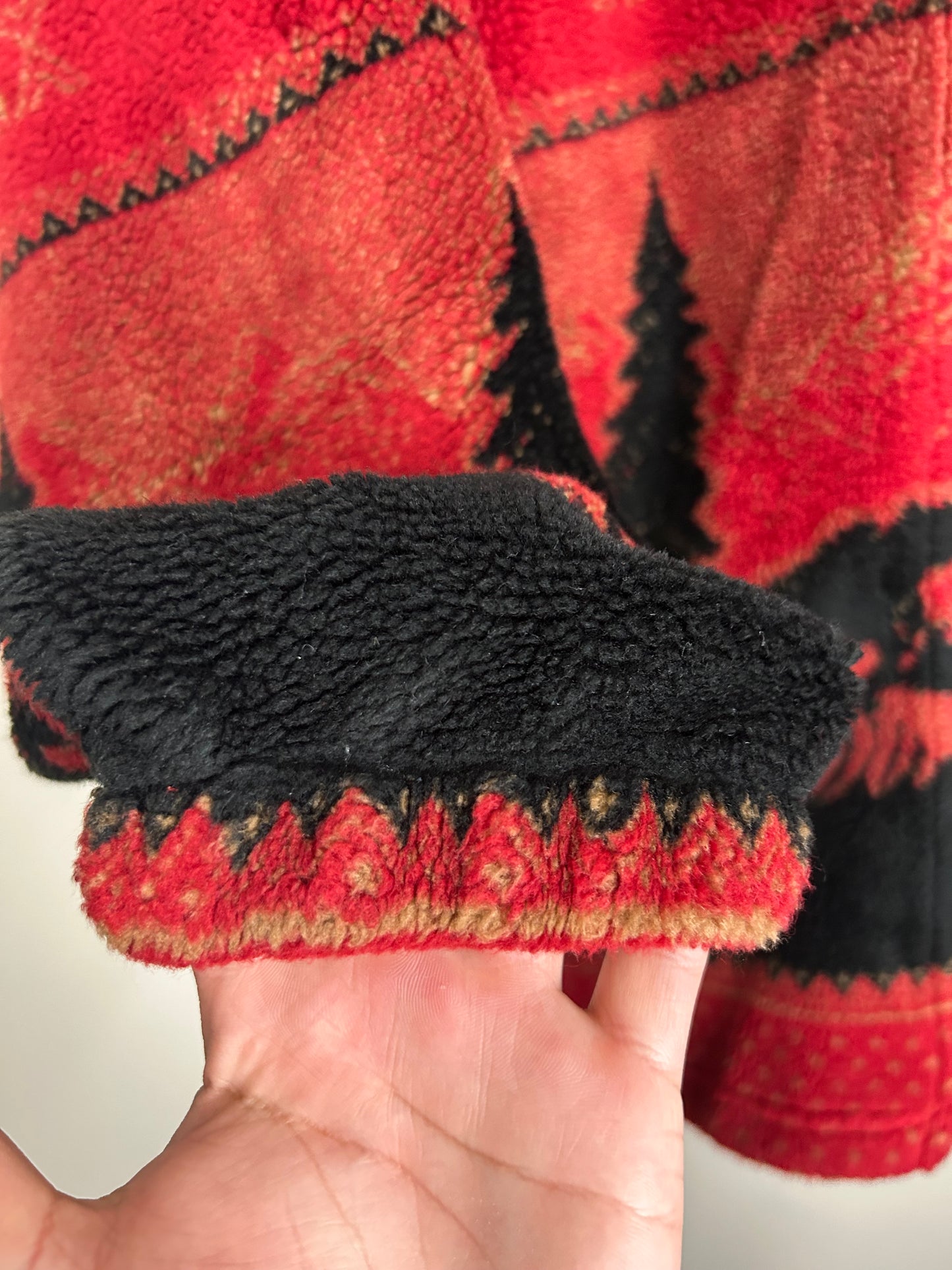 Deep Red Soft-Touch Camping Fleece Vintage Americana